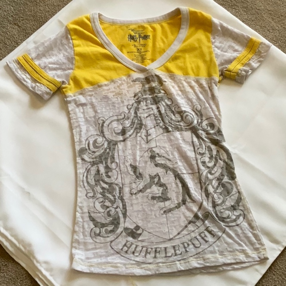 EUC Universal Studios Harry Potter TShirt Size XS